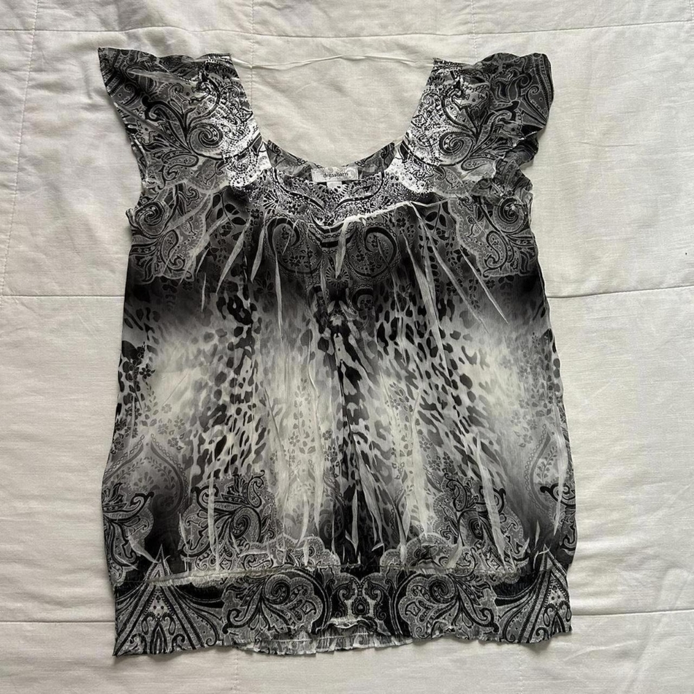 Elegant Black and White Paisley Women's Top